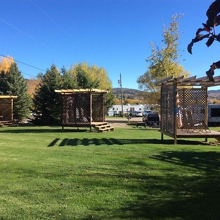 Robert'S Roost Rv Park Resort Quesnel Εξωτερικό φωτογραφία