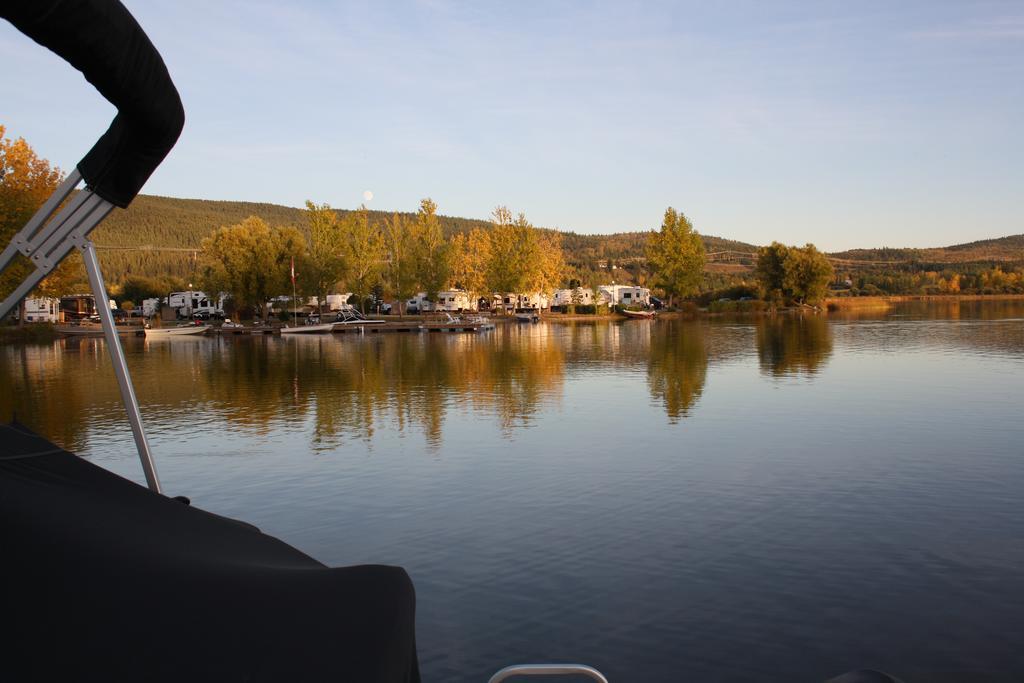 Robert'S Roost Rv Park Resort Quesnel Εξωτερικό φωτογραφία