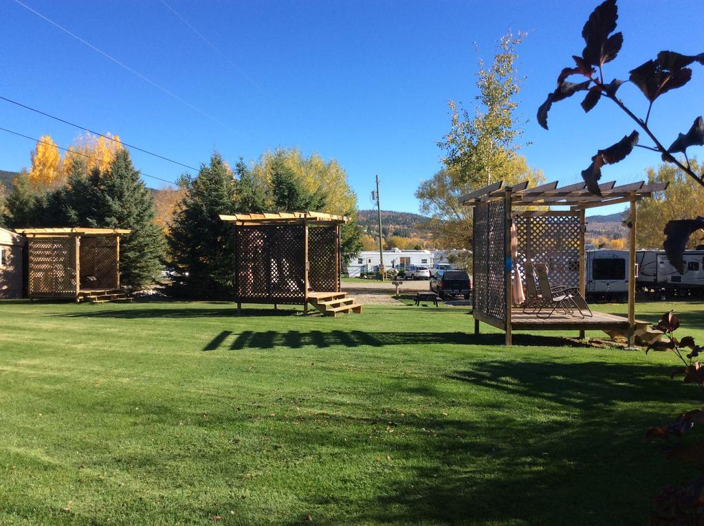 Robert'S Roost Rv Park Resort Quesnel Εξωτερικό φωτογραφία