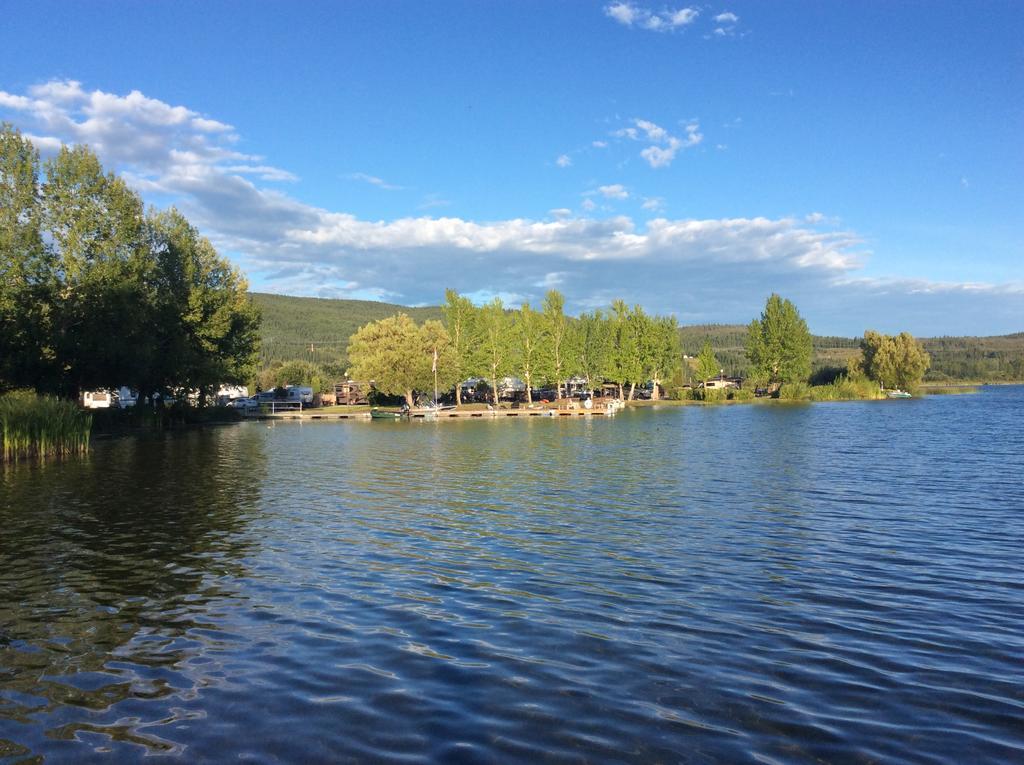 Robert'S Roost Rv Park Resort Quesnel Εξωτερικό φωτογραφία