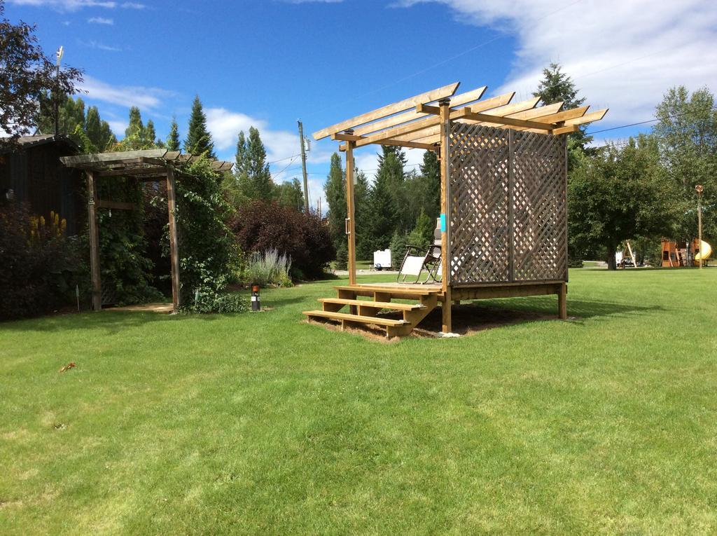 Robert'S Roost Rv Park Resort Quesnel Εξωτερικό φωτογραφία