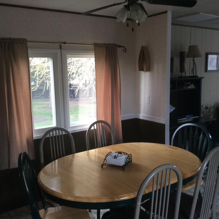 Robert'S Roost Rv Park Resort Quesnel Εξωτερικό φωτογραφία